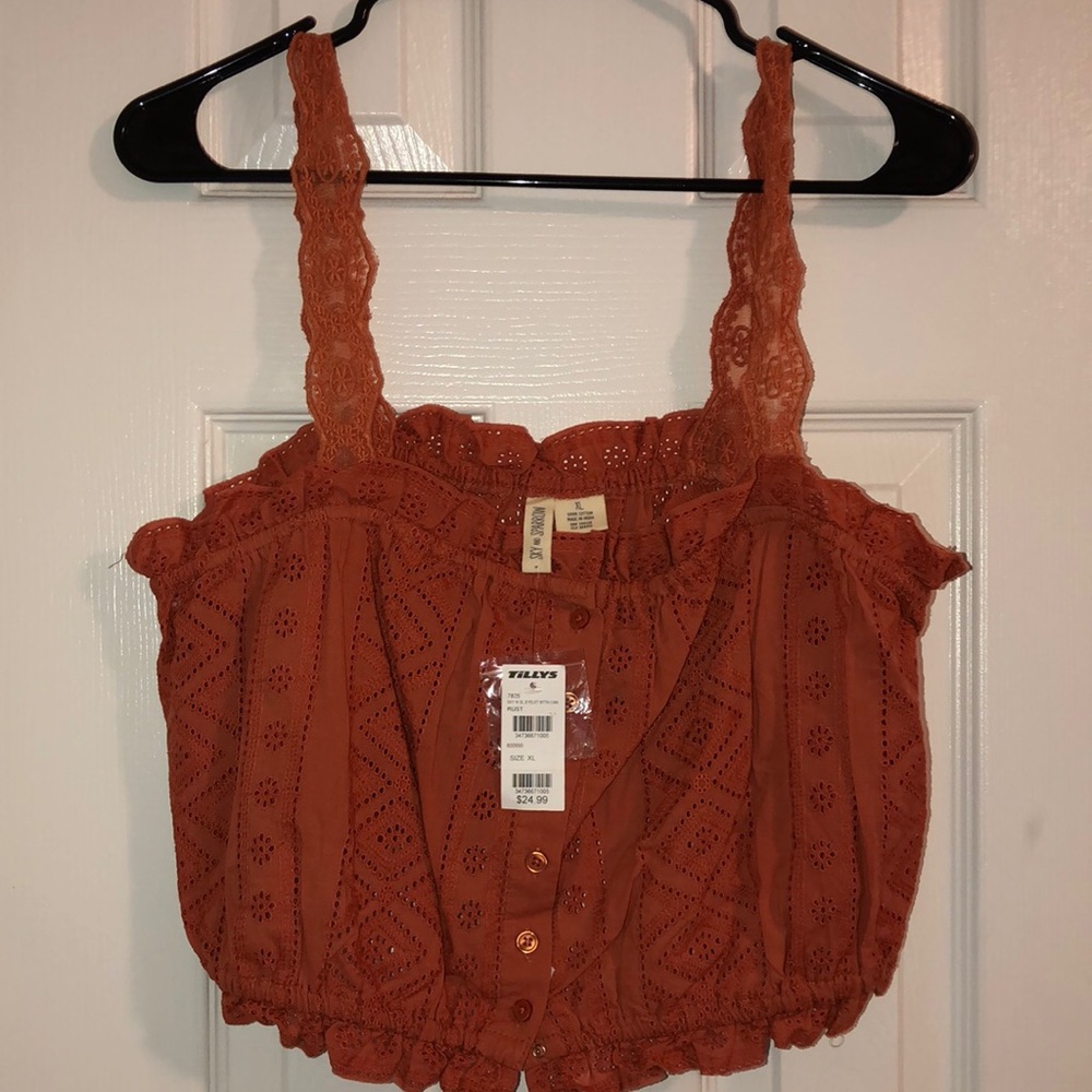 NWT Tilly’s Sky And Sparrow Burnt Orange Crop Lace Cami